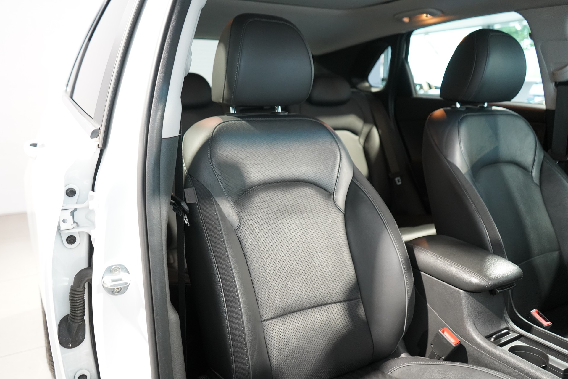 HYUNDAI i30 1.5 T-GDi Vertex DCT-image-6