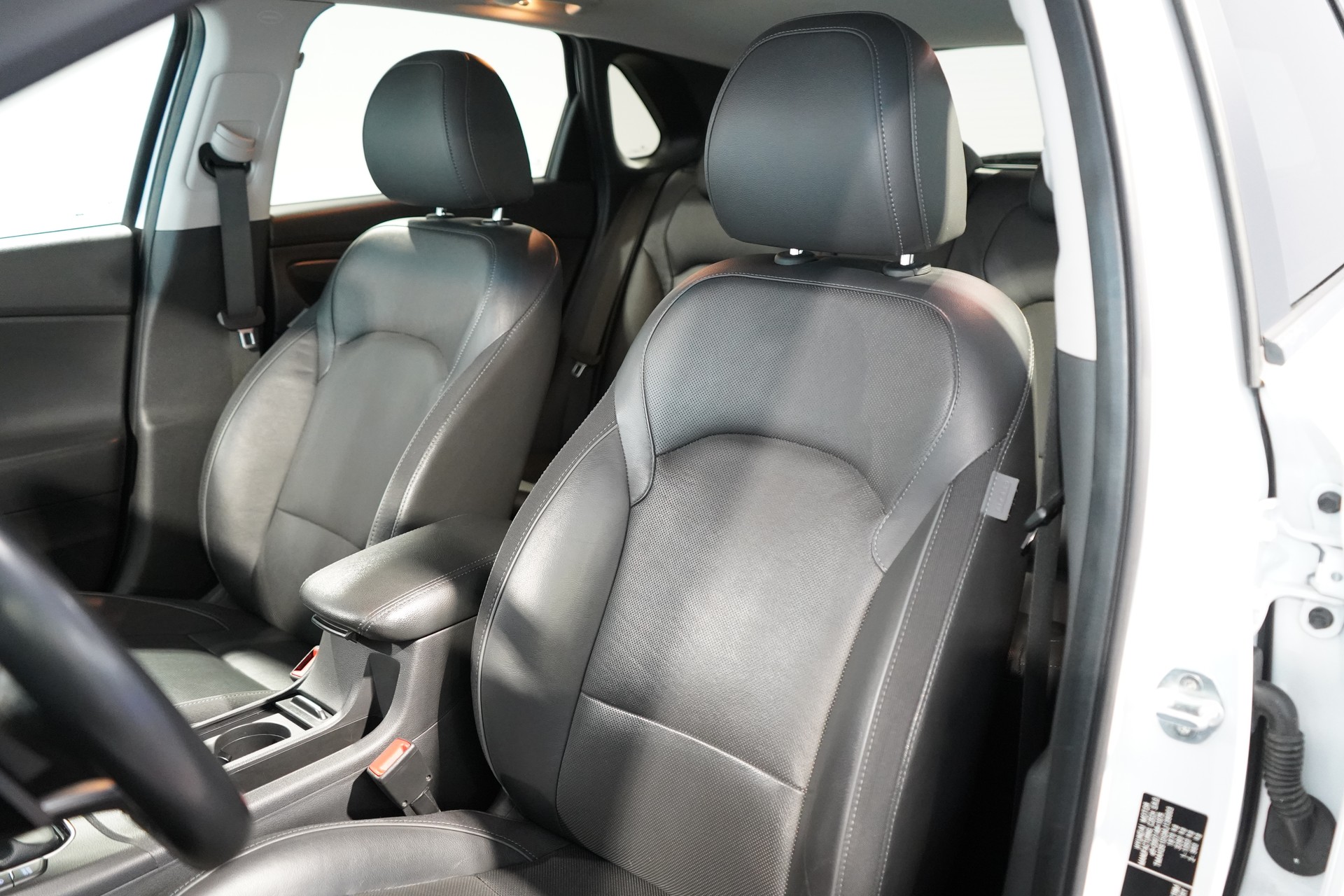 HYUNDAI i30 1.5 T-GDi Vertex DCT-image-5