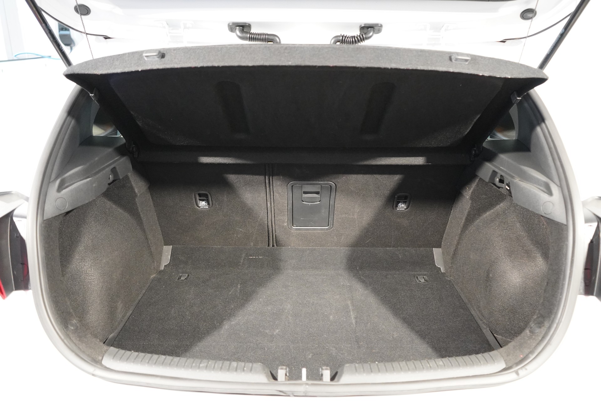 HYUNDAI i30 1.5 T-GDi Vertex DCT-image-4