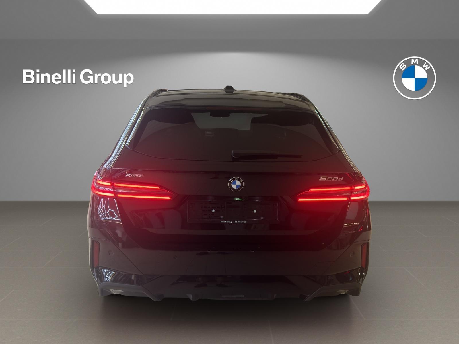 BMW 520d xDrive 48V Touring M Sport Steptronic-image-4