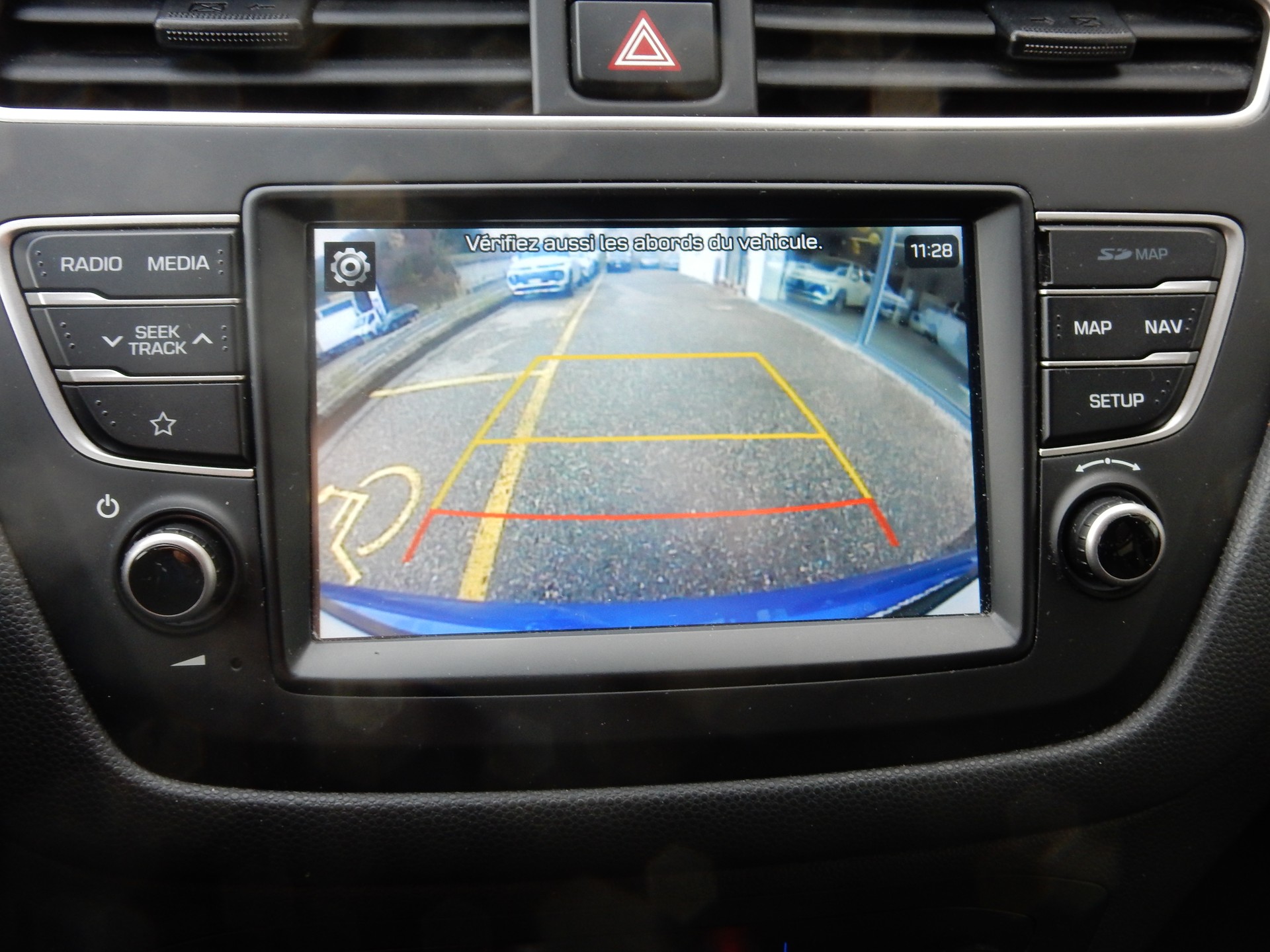 HYUNDAI i20 1.0 T-GDi Vertex-image-10