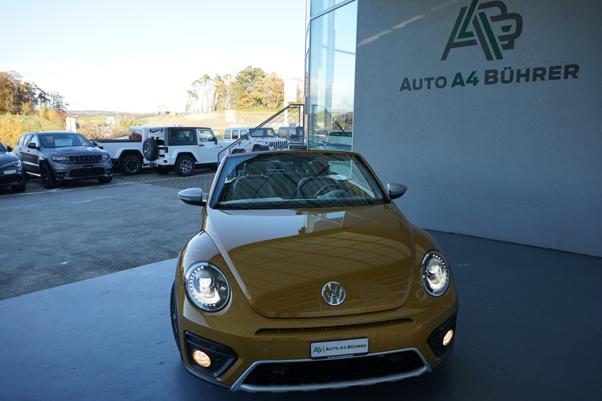 VW Beetle 1.4 TSI BMT Dune Cabriolet 150PS Automat-image-5