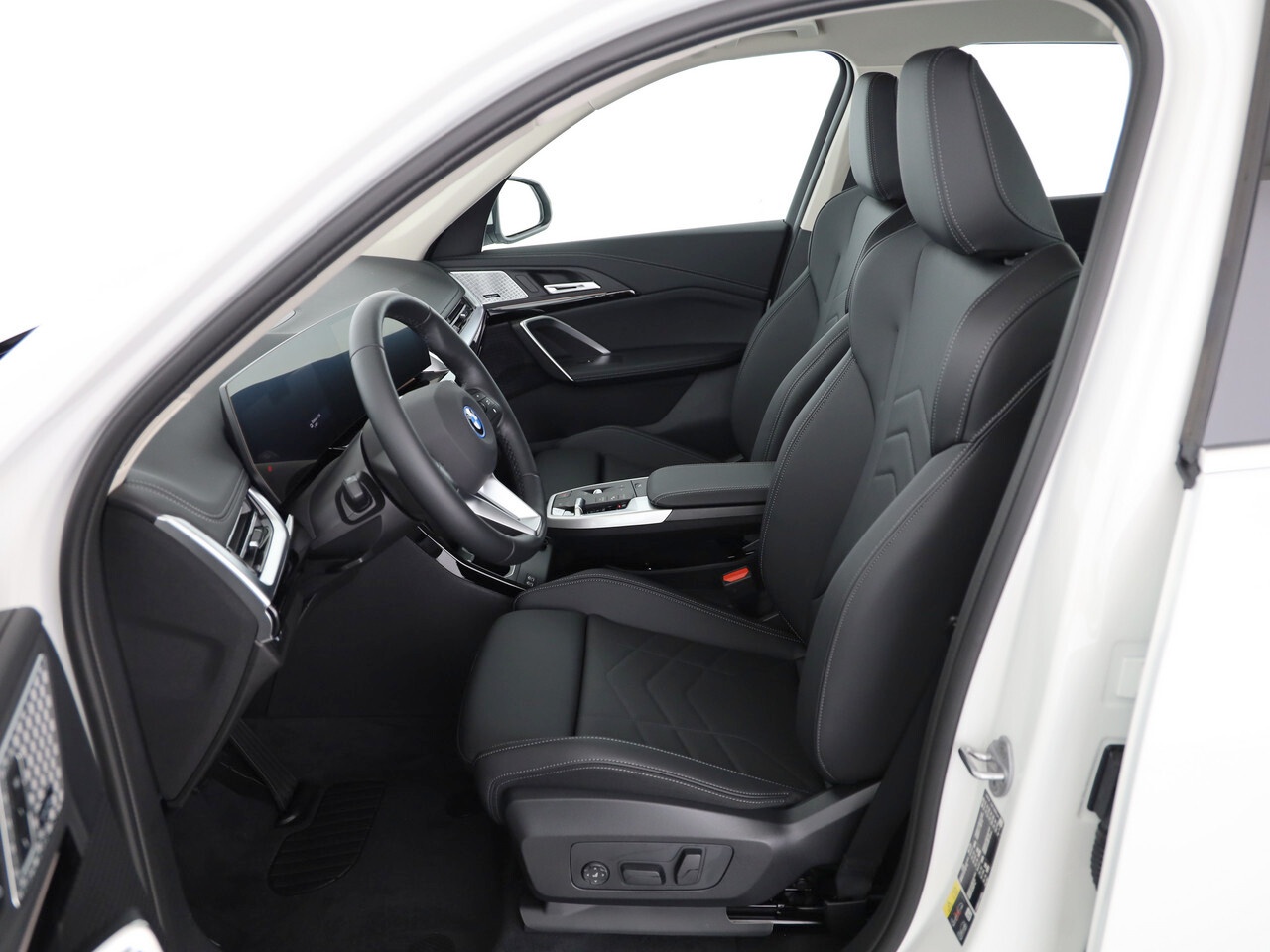BMW X1 xDrive 25e xLine-image-6