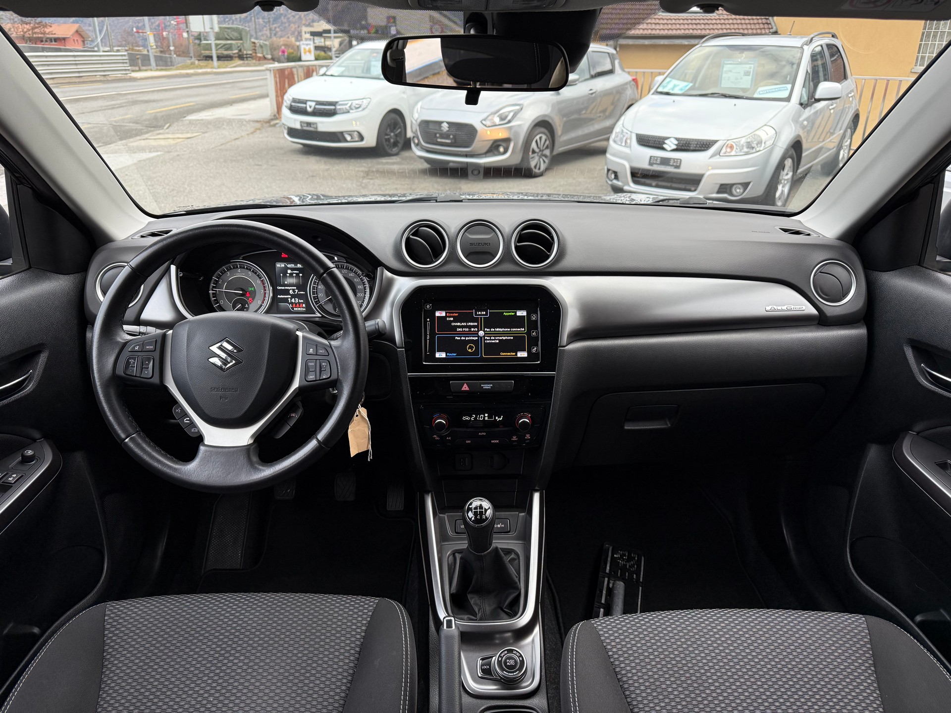 SUZUKI Vitara 1.0 Unico-image-8