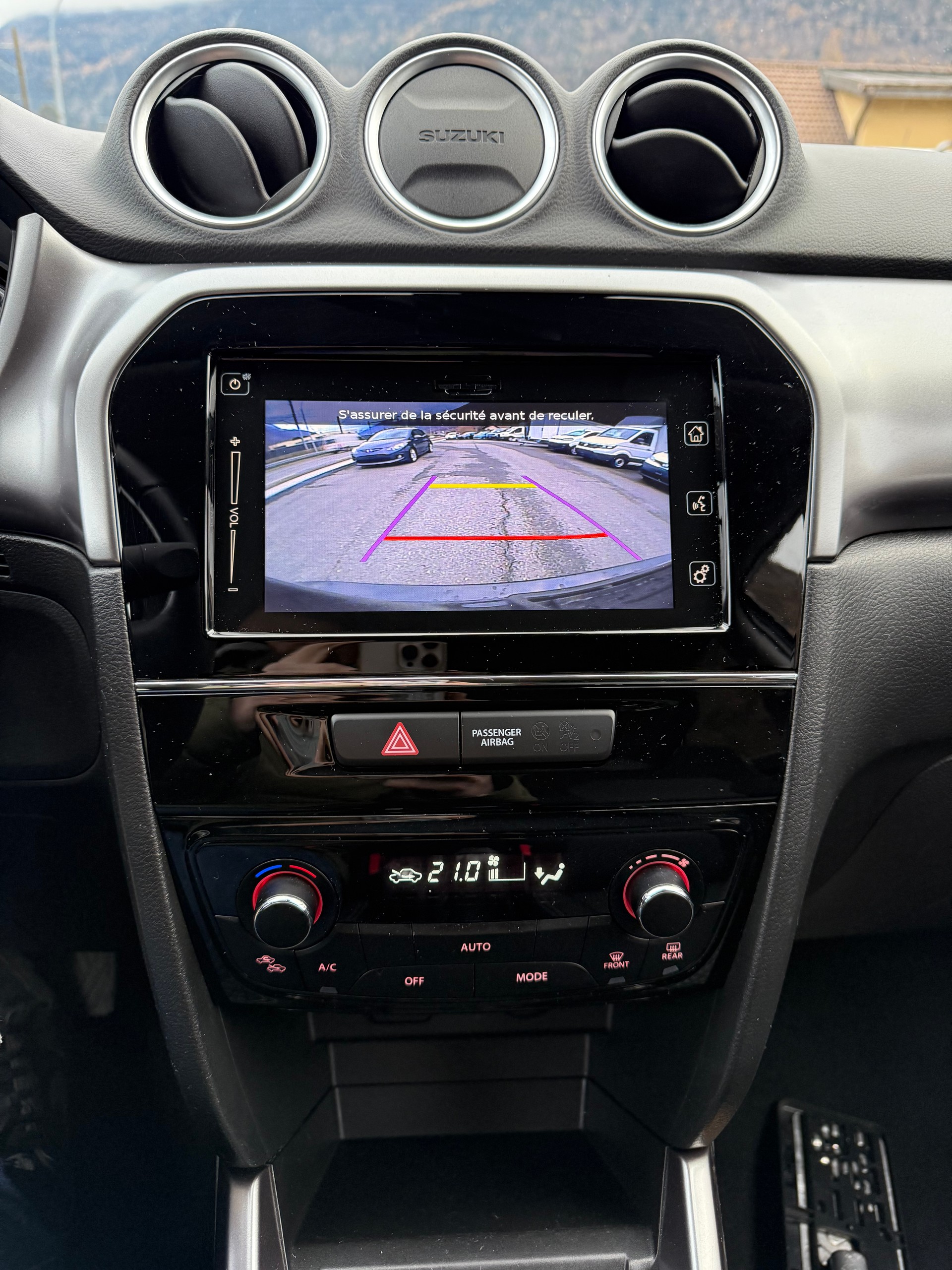 SUZUKI Vitara 1.0 Unico-image-10
