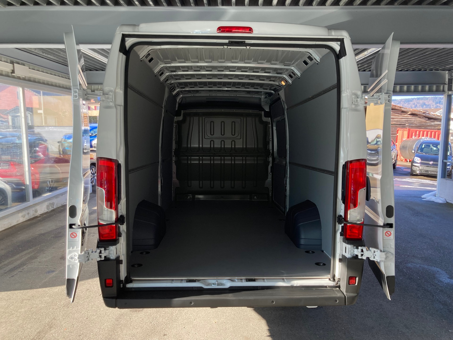 CITROEN Jumper 35+ 2.2 BlueHDi 180 L4H2 Kasten-image-9