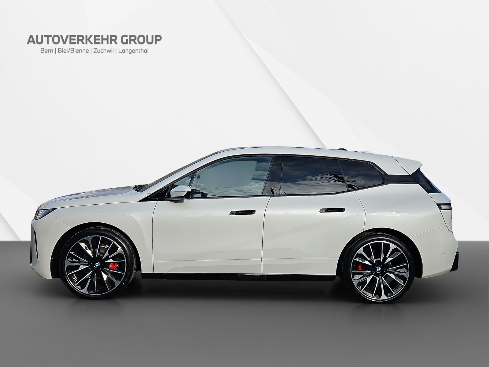 BMW iX xDrive45 M Sport Pro-image-3