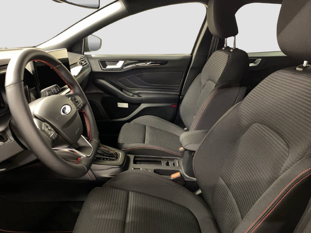 FORD Focus SW 1.0i EcoB Hybird 155 ST-Line X-image-4