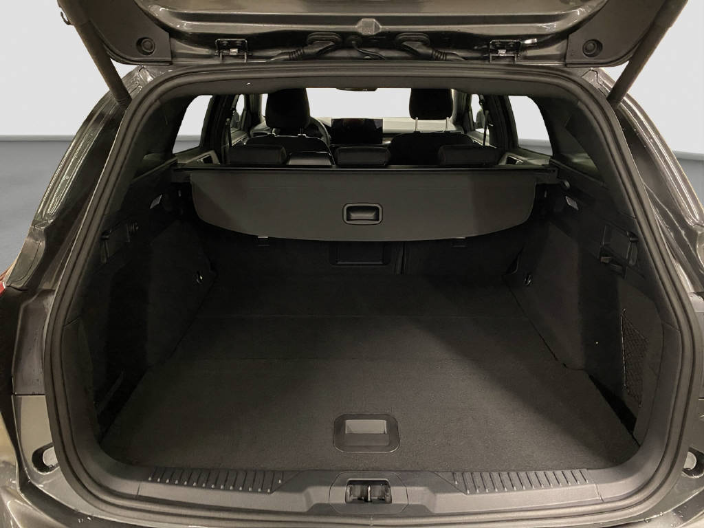 FORD Focus SW 1.0i EcoB Hybird 155 ST-Line X-image-9