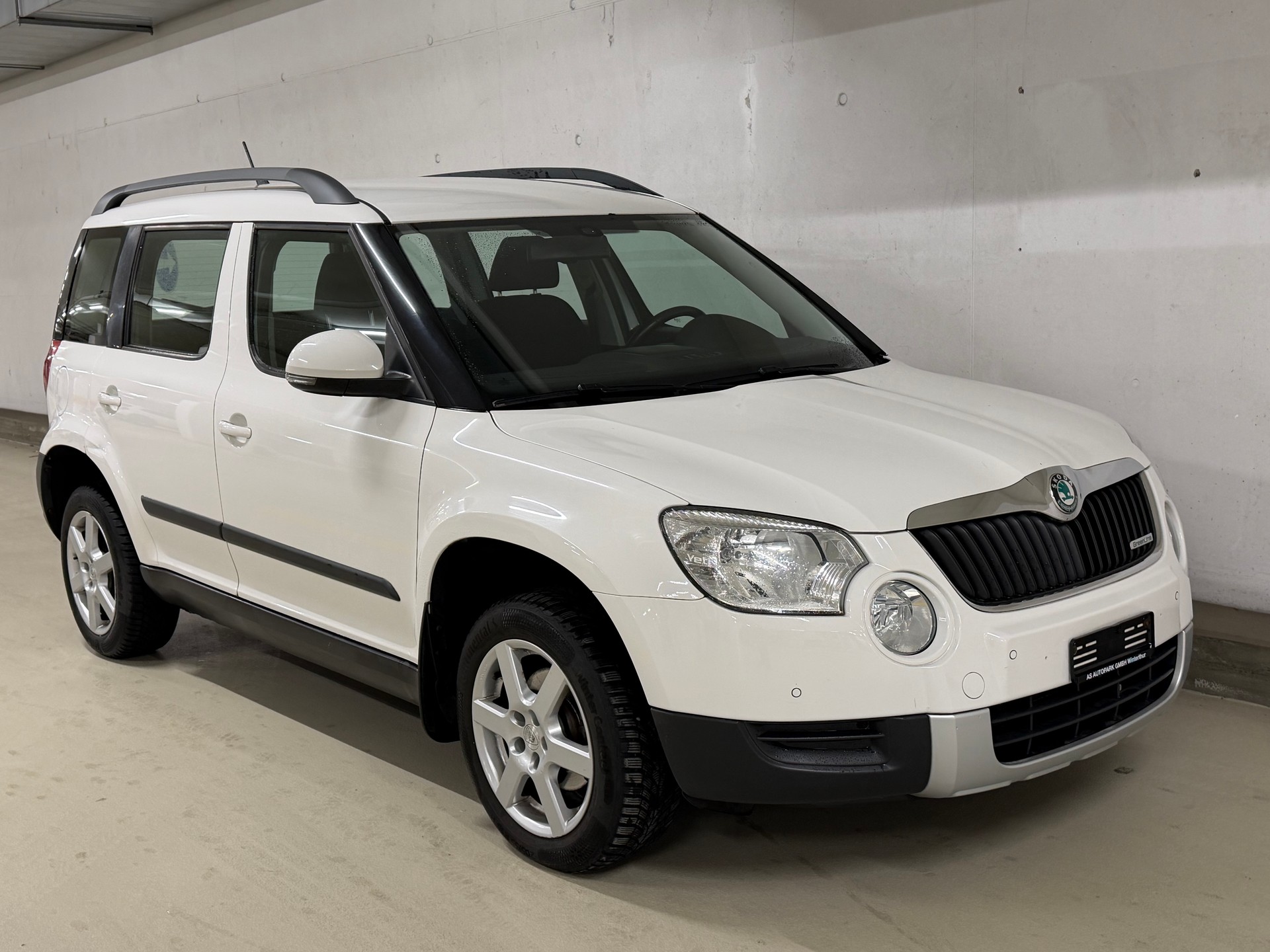 SKODA Yeti 1.6 TDI GL Ambition-image-2