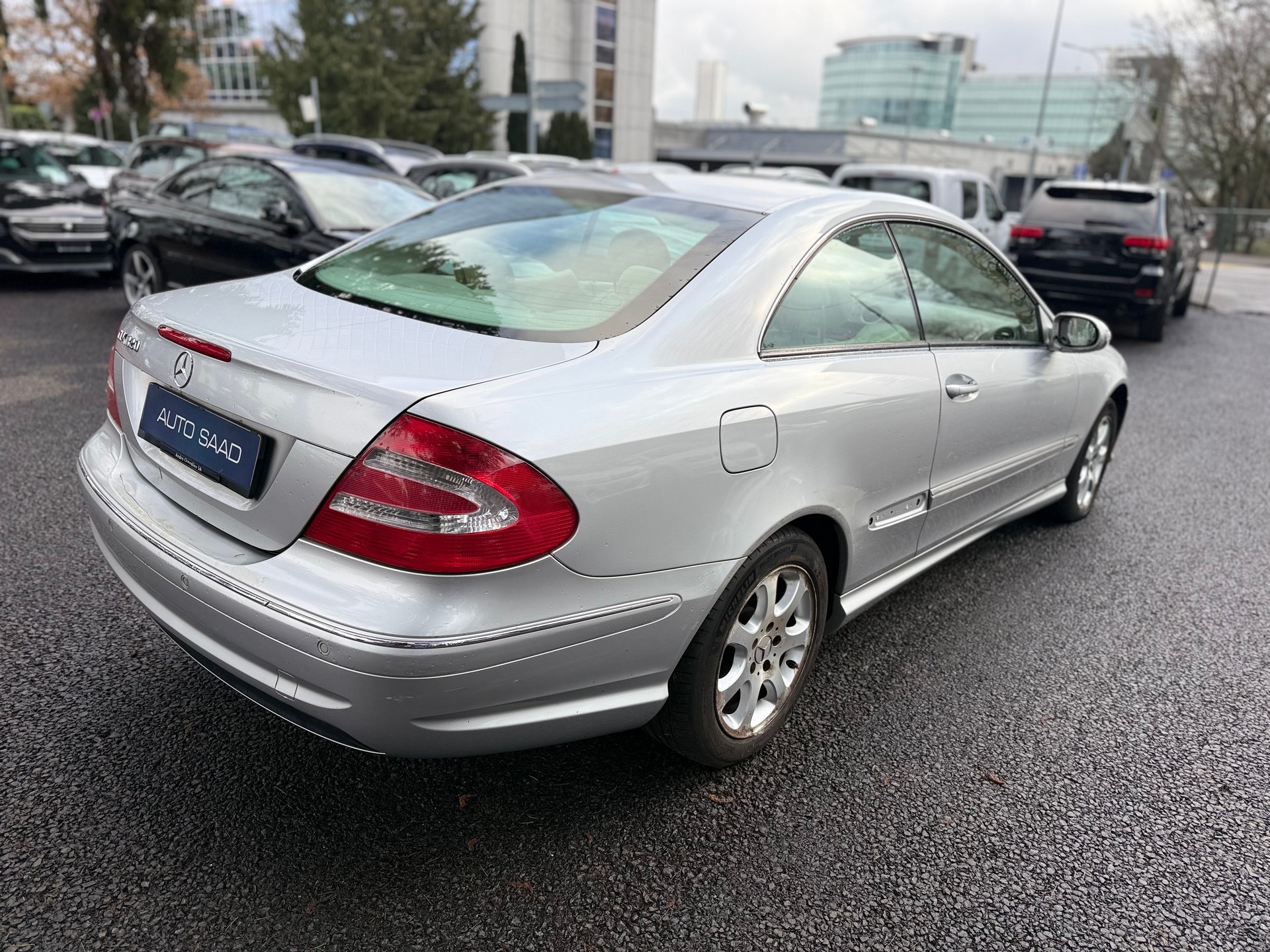 MERCEDES-BENZ CLK 320 Elégance Automatic-image-4