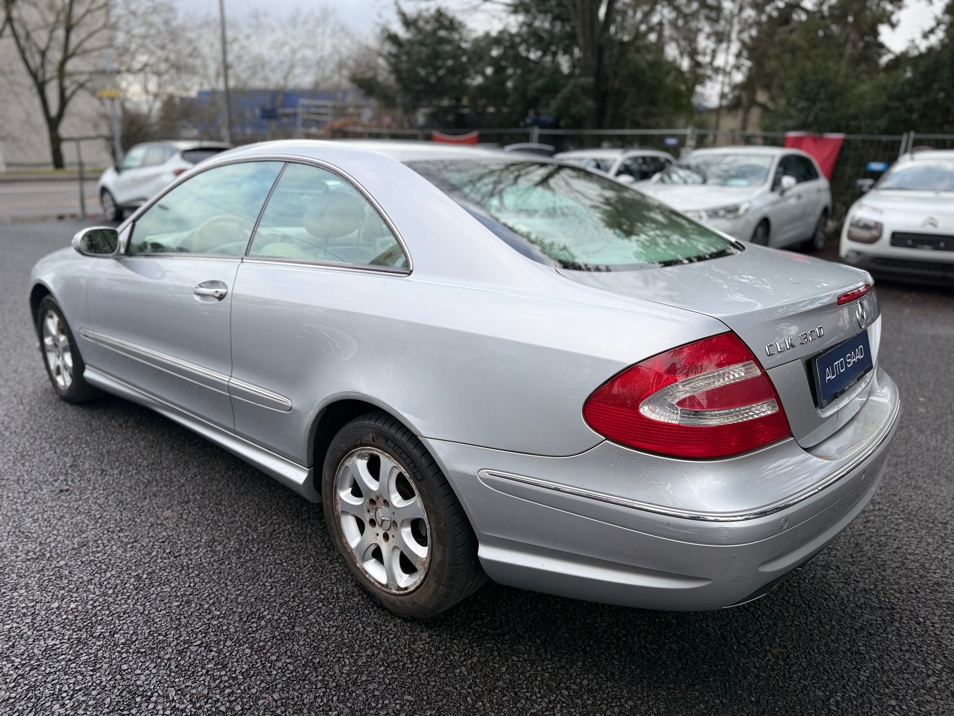 MERCEDES-BENZ CLK 320 Elégance Automatic-image-2