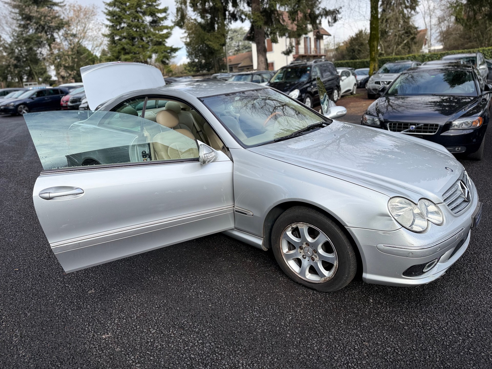 MERCEDES-BENZ CLK 320 Elégance Automatic-image-12