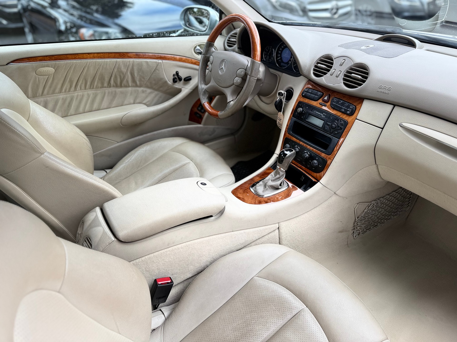 MERCEDES-BENZ CLK 320 Elégance Automatic-image-6