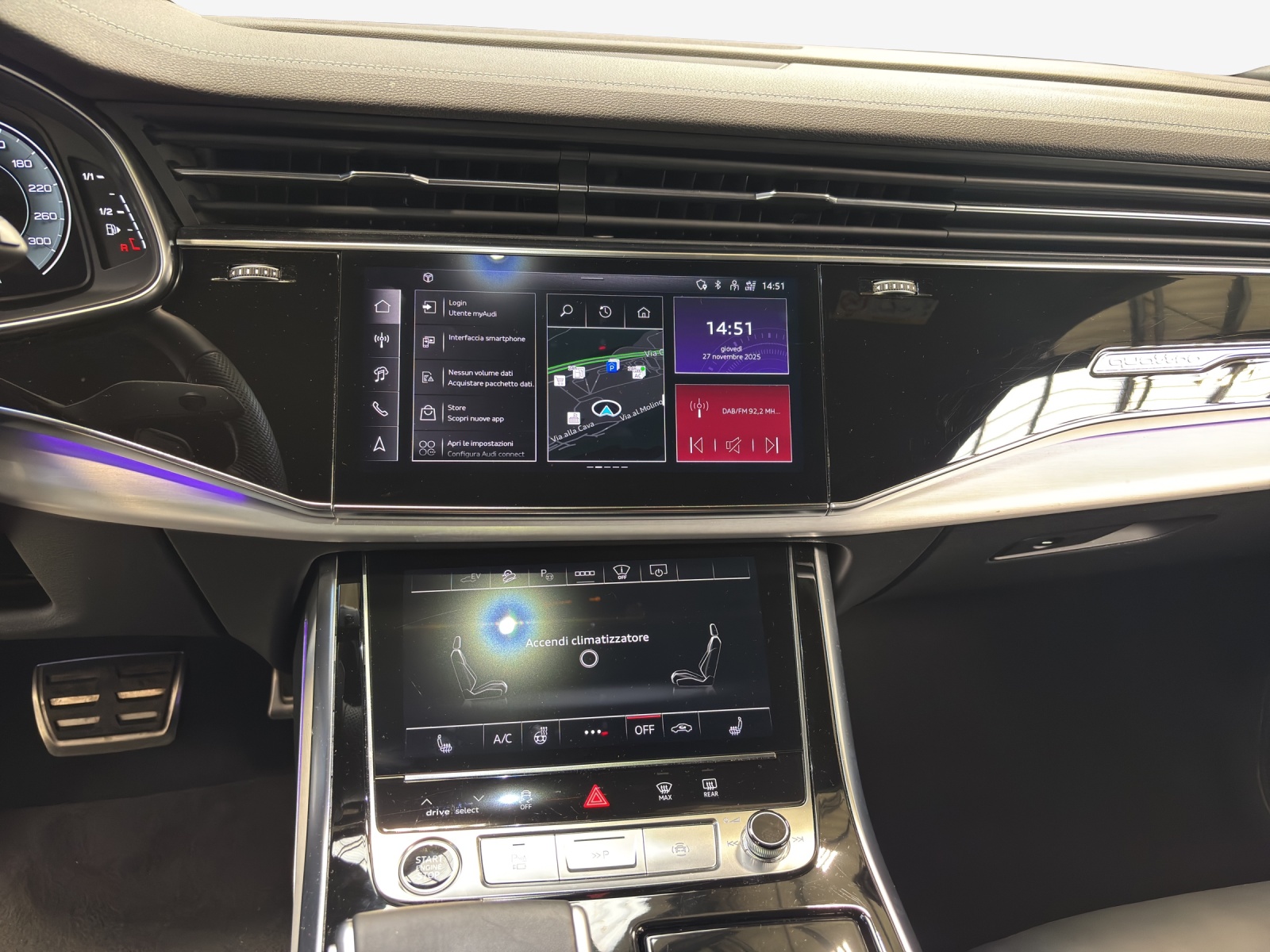 AUDI Q8 55 TFSI e quattro PHEV tiptronic-image-11