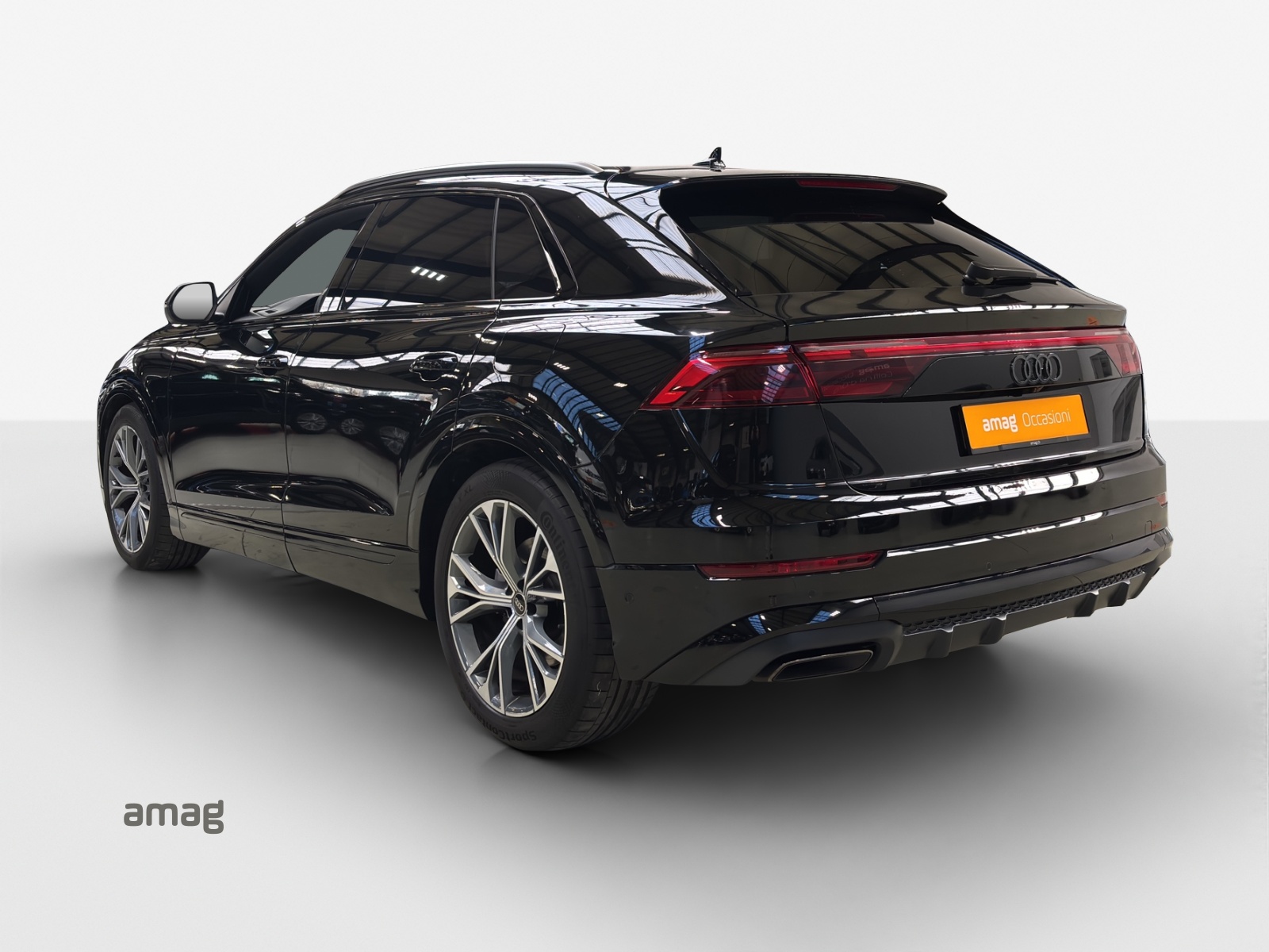 AUDI Q8 55 TFSI e quattro PHEV tiptronic-image-3