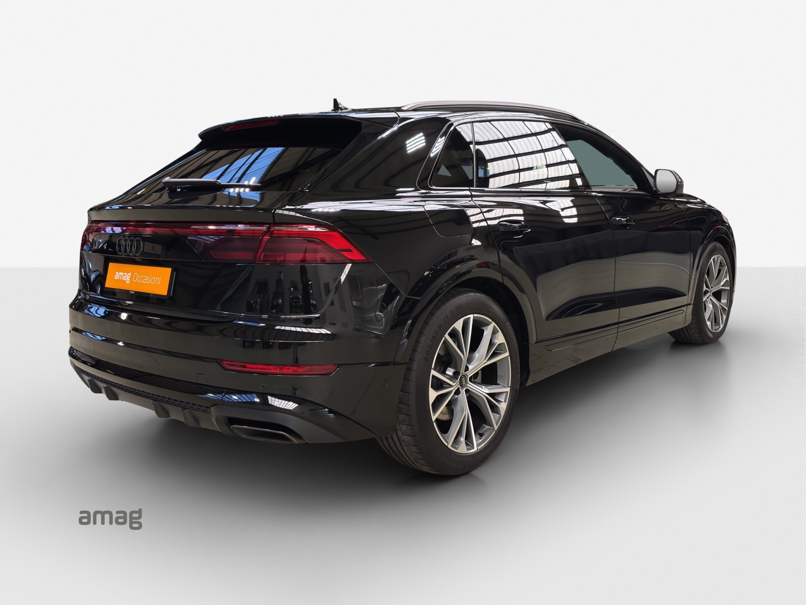 AUDI Q8 55 TFSI e quattro PHEV tiptronic-image-5