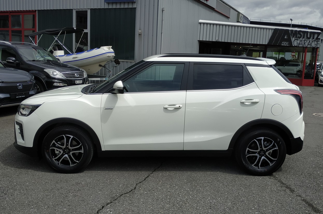 KGM-SsangYong Tivoli 1.5 T GDI Steel 4WD Automat-image-6