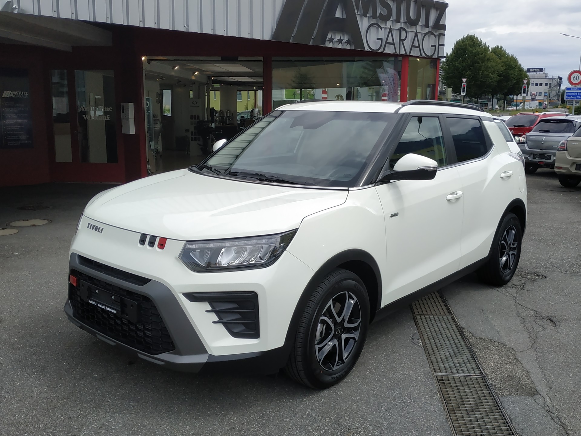 KGM-SsangYong Tivoli 1.5 T GDI Steel 4WD Automat-image-0