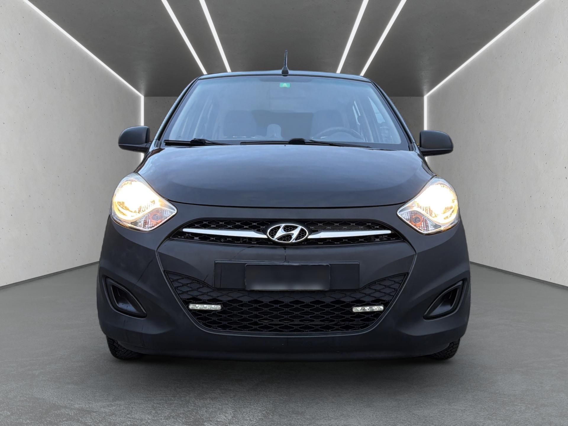 HYUNDAI i10 1.1 Comfort-image-8