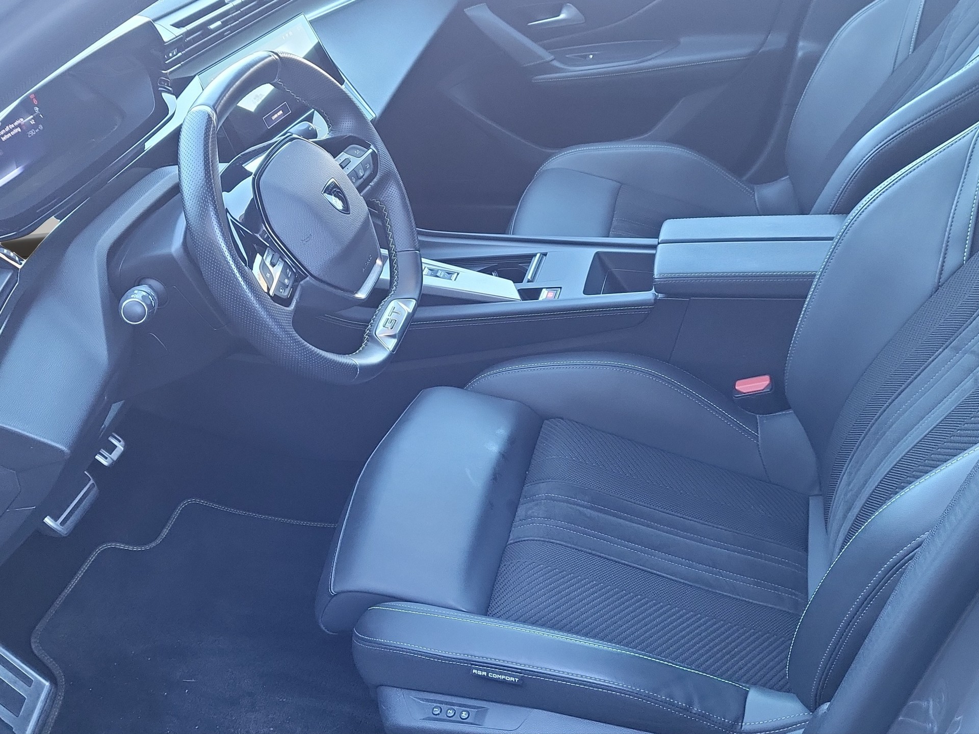 PEUGEOT 308 SW 1.2 Pure Tech GT EAT8-image-6