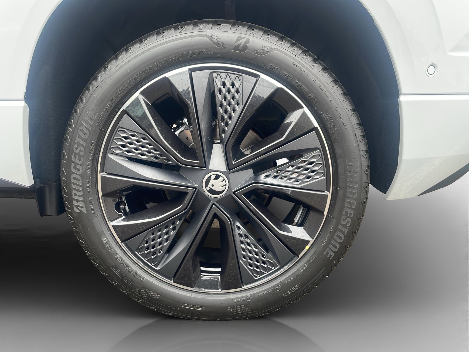 SKODA Karoq 1.5 TSI SportLine DSG-image-13