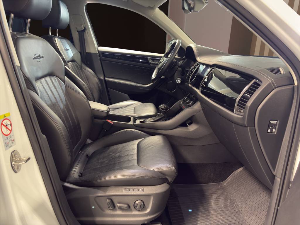 SKODA Kodiaq 2.0 TSI 4x4 L&K-image-6