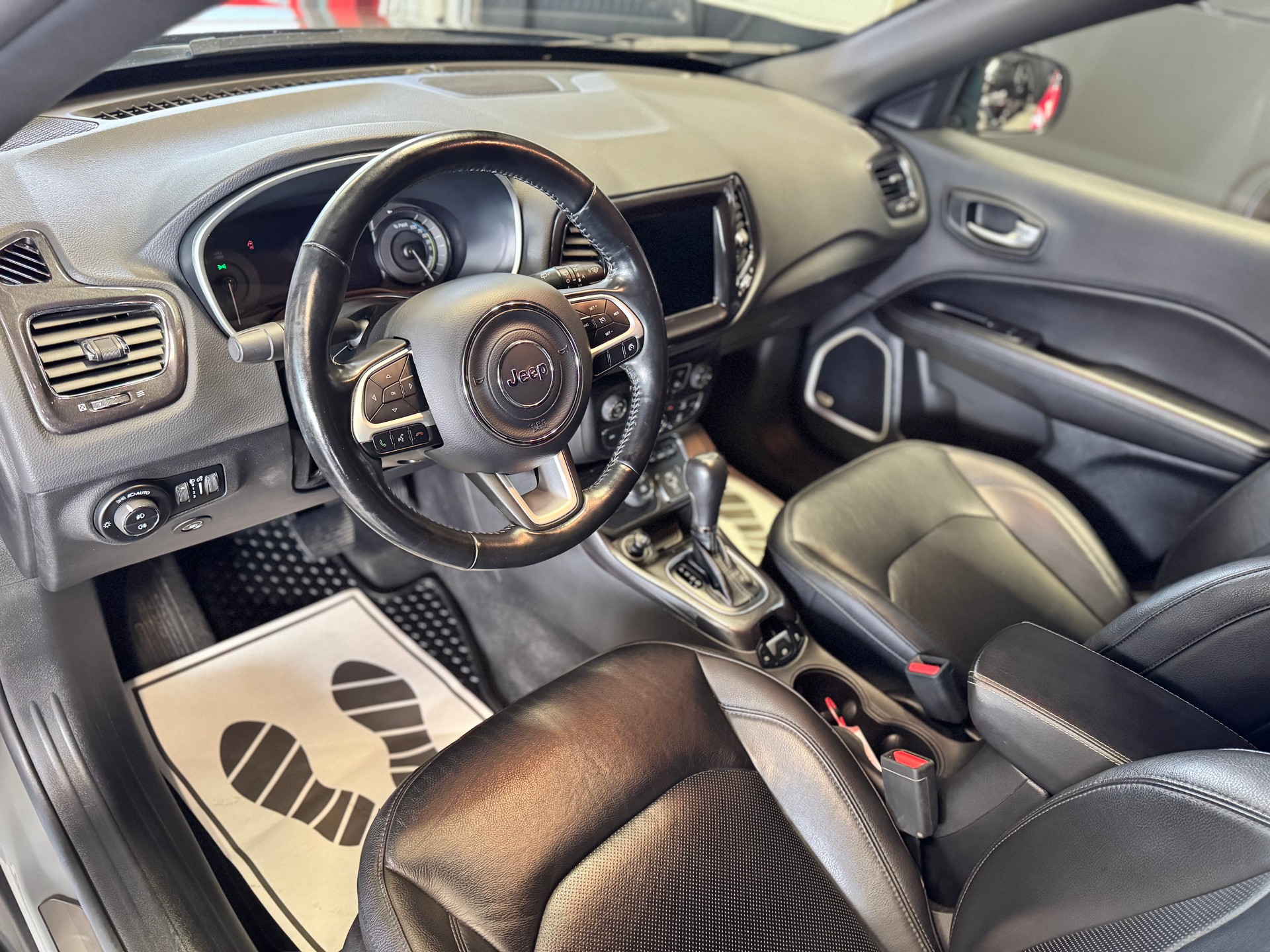 JEEP Compass 1.3 T PHEV S AWD * 4x4 *-image-13