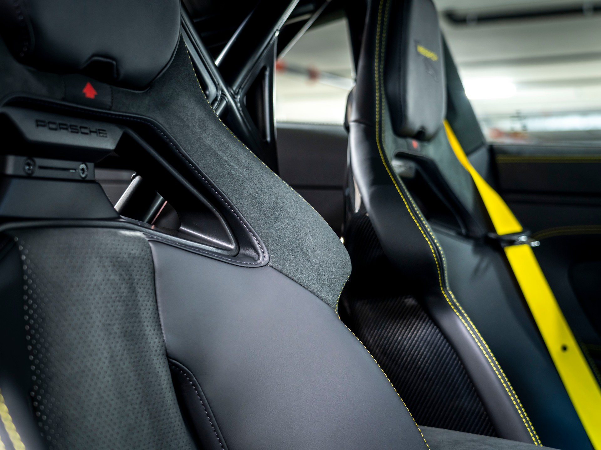 PORSCHE 911 Carrera GT3 PDK-image-13