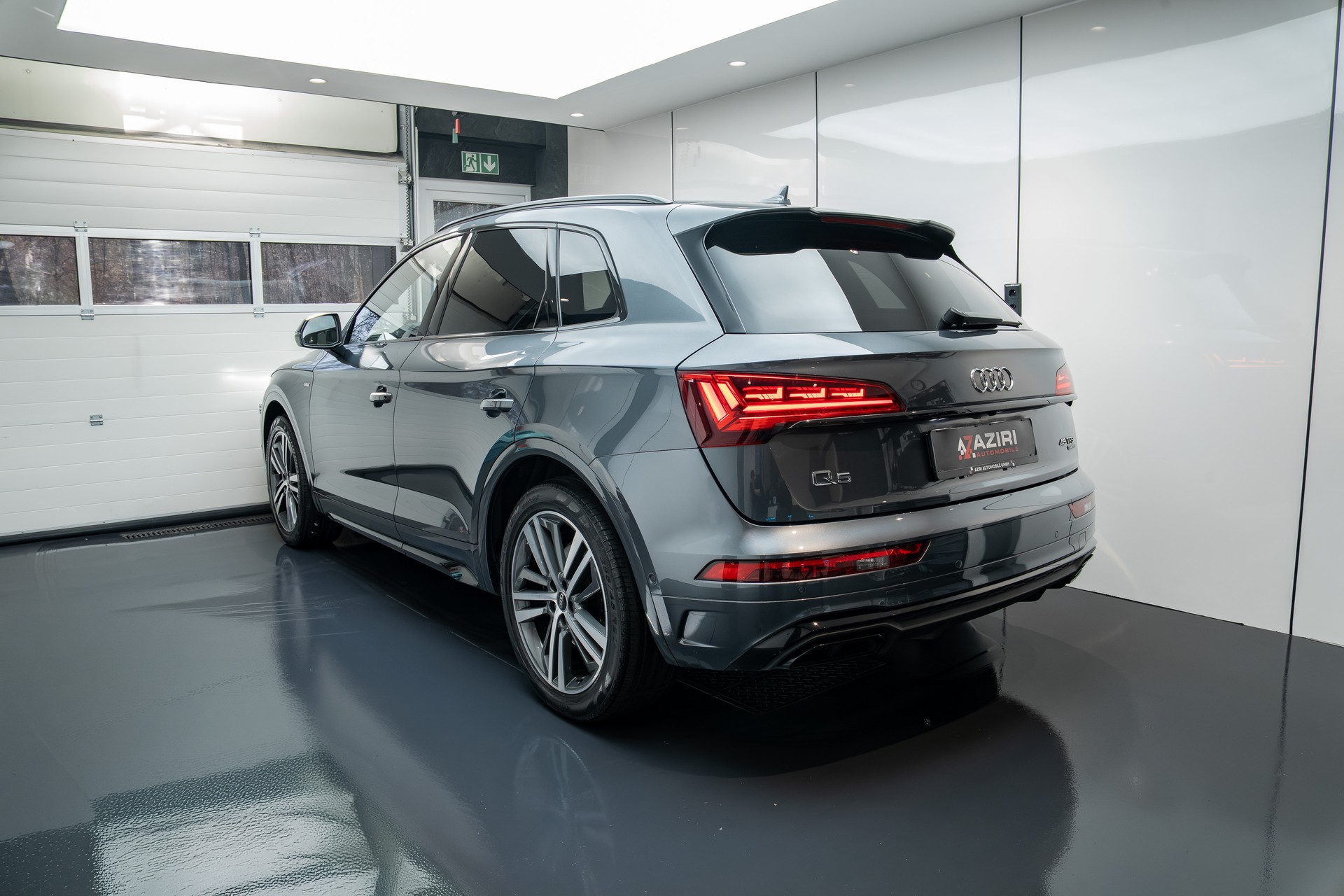 AUDI Q5 Sportback 45 TFSI S line quattro S-tronic-image-5