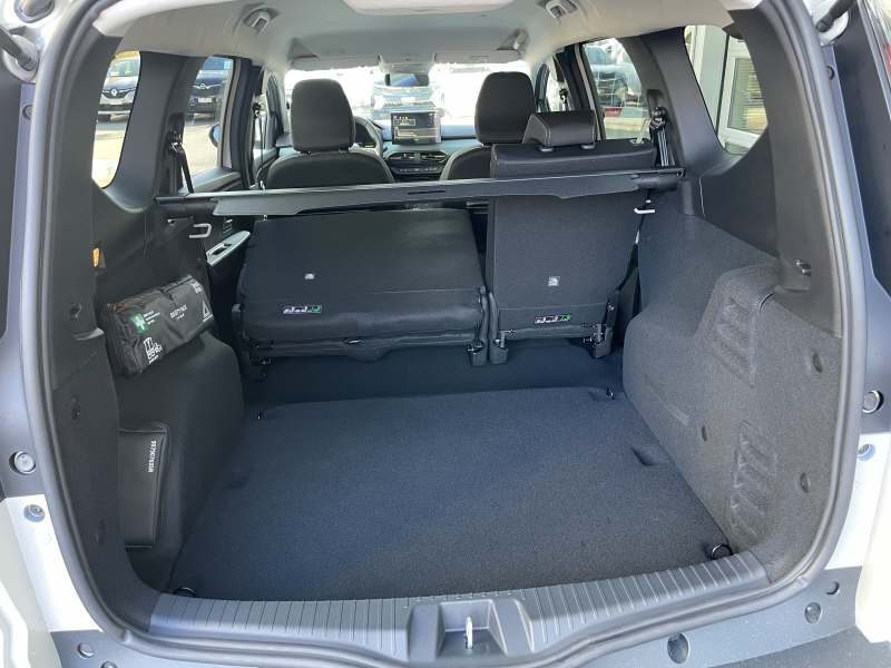 DACIA Jogger 1.8 Hybrid Extreme-image-12