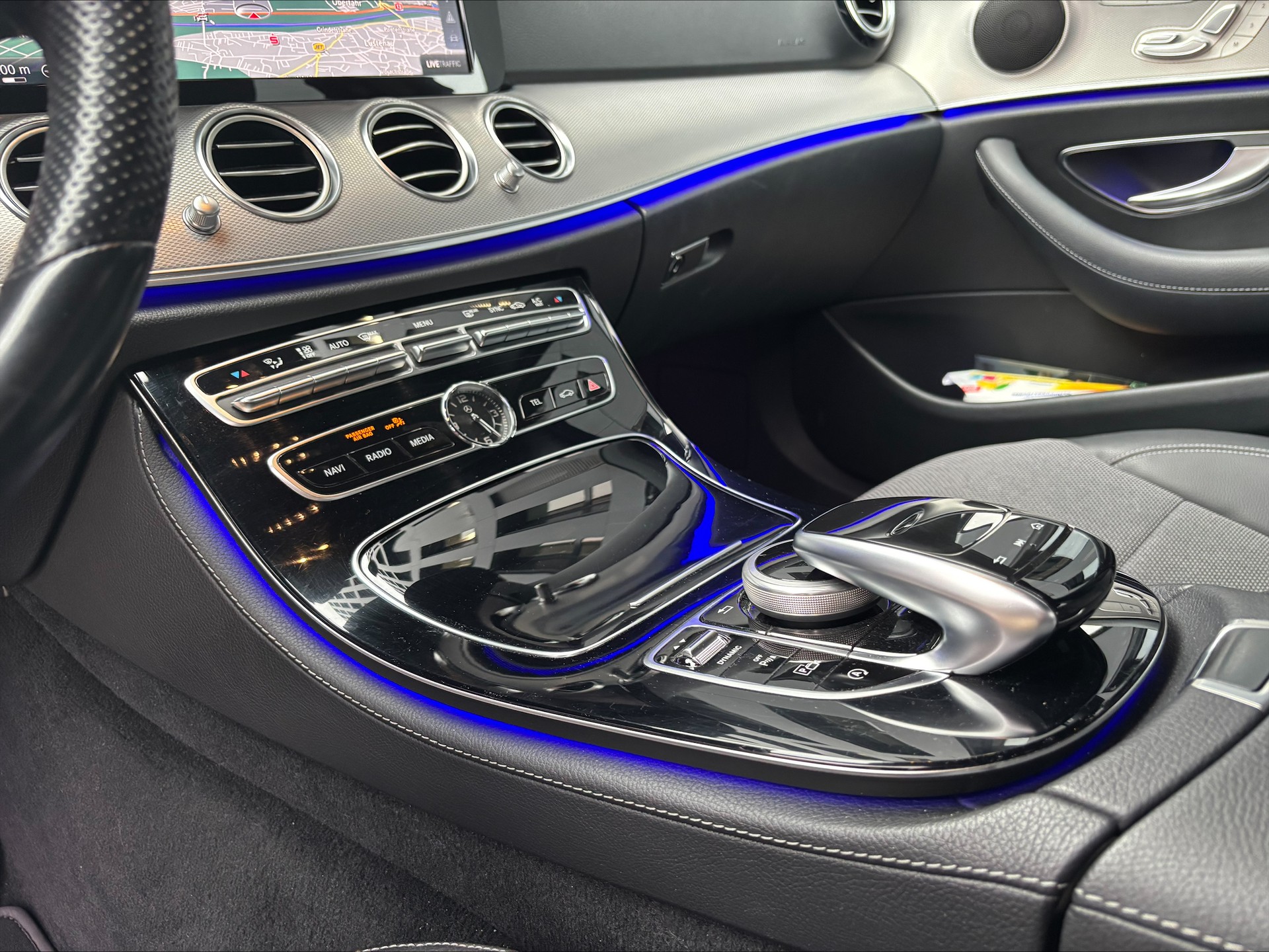 MERCEDES-BENZ E 200 Avantgarde 9G-Tronic, CH Fahrzeug, alle Services bei Mercedes gepflegt-image-17