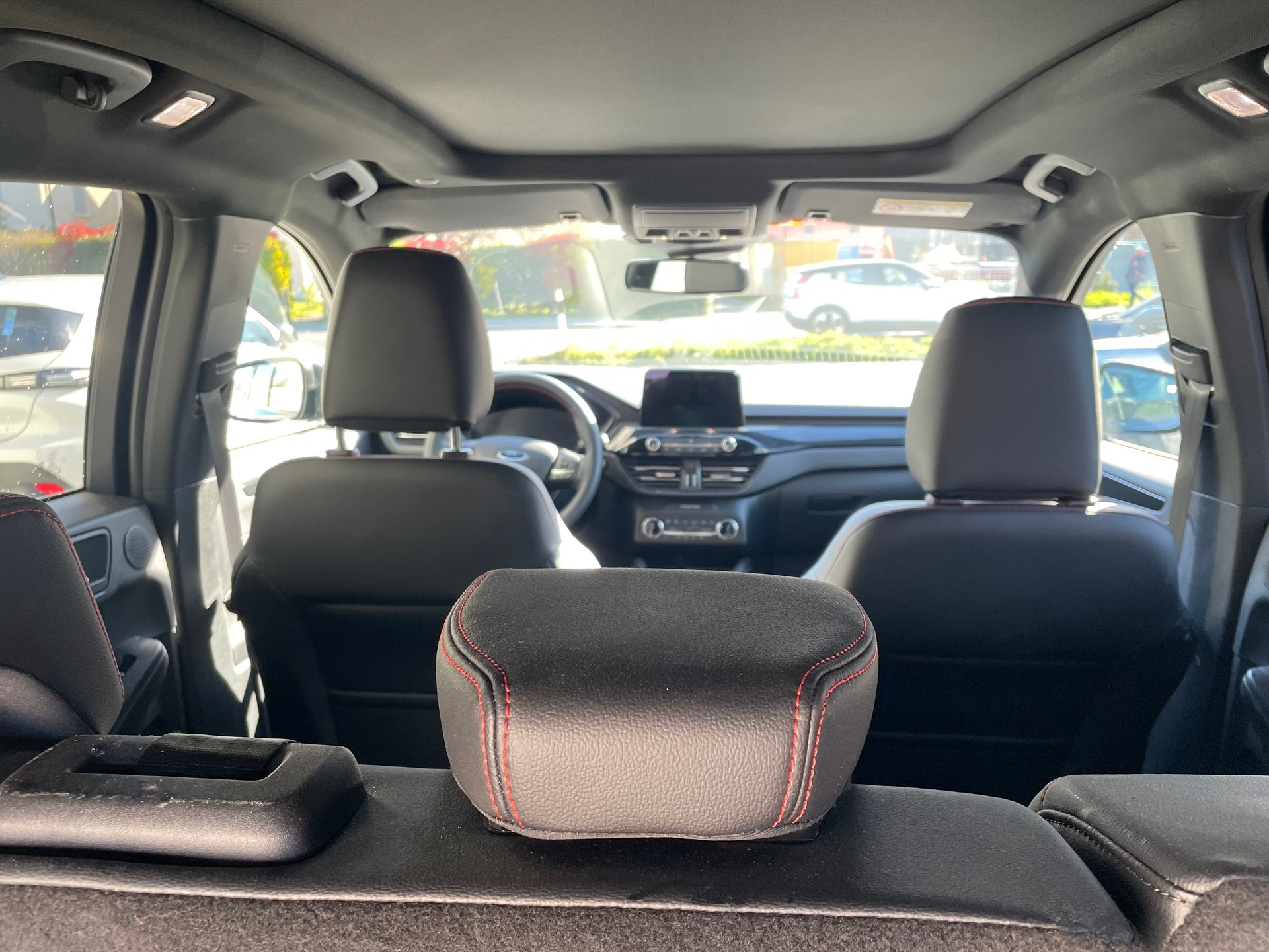 FORD Kuga 2.5 PHEV ST-Line 2WD-image-6