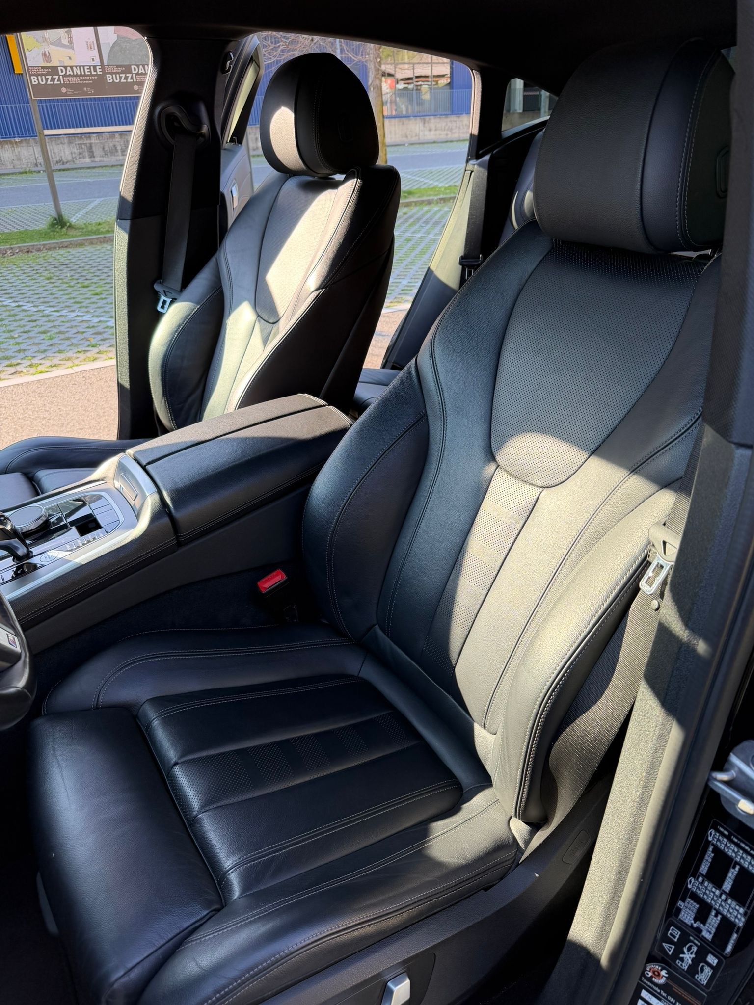 BMW X6 xDrive 48V 30d M Sport Steptronic-image-5