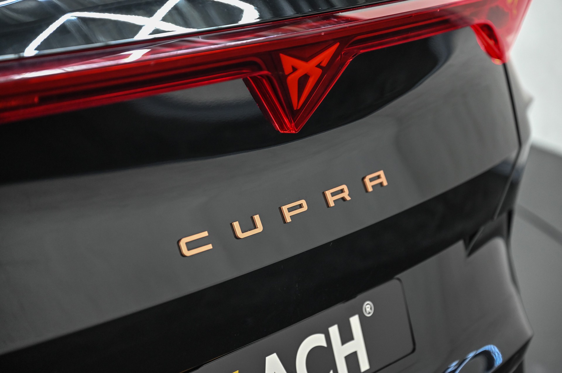 CUPRA Formentor 2.0 TDI DSG-image-16