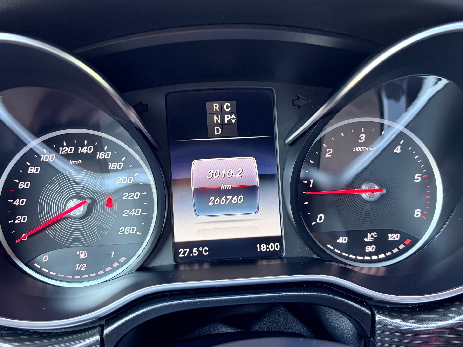 MERCEDES-BENZ V 250 d extralang Avantgarde 4Matic 9G-Tronic-image-8