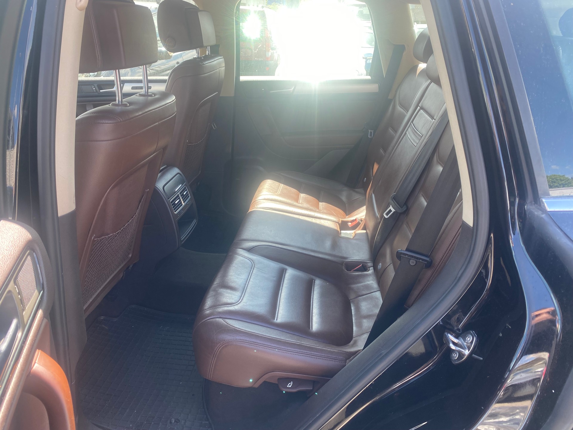 VW Touareg 3.0 TDI BlueMotion Technology Tiptronic-image-11