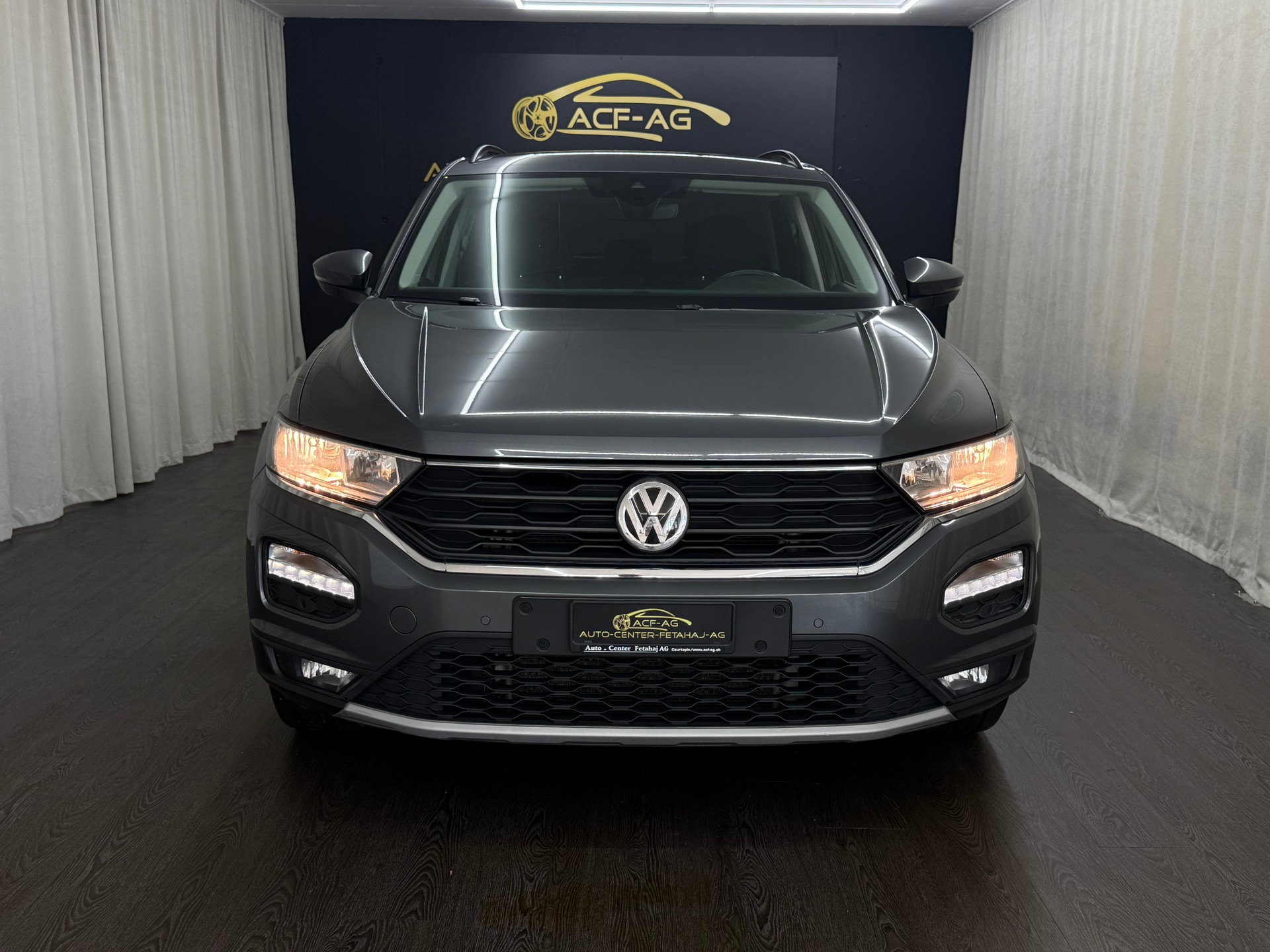 VW T-Roc 1.5 TSI EVO Advance DSG 4Motion-image-1