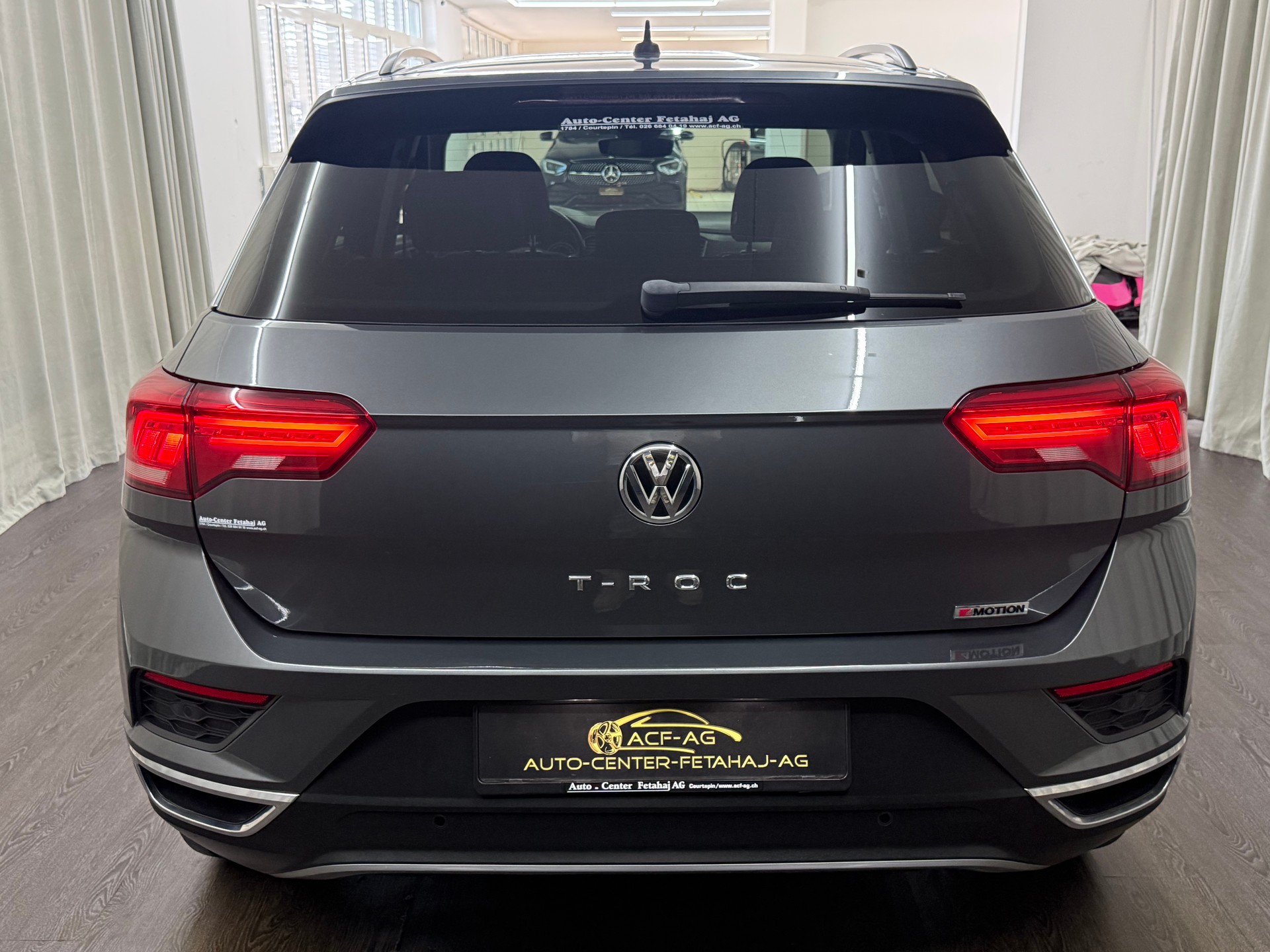 VW T-Roc 1.5 TSI EVO Advance DSG 4Motion-image-4