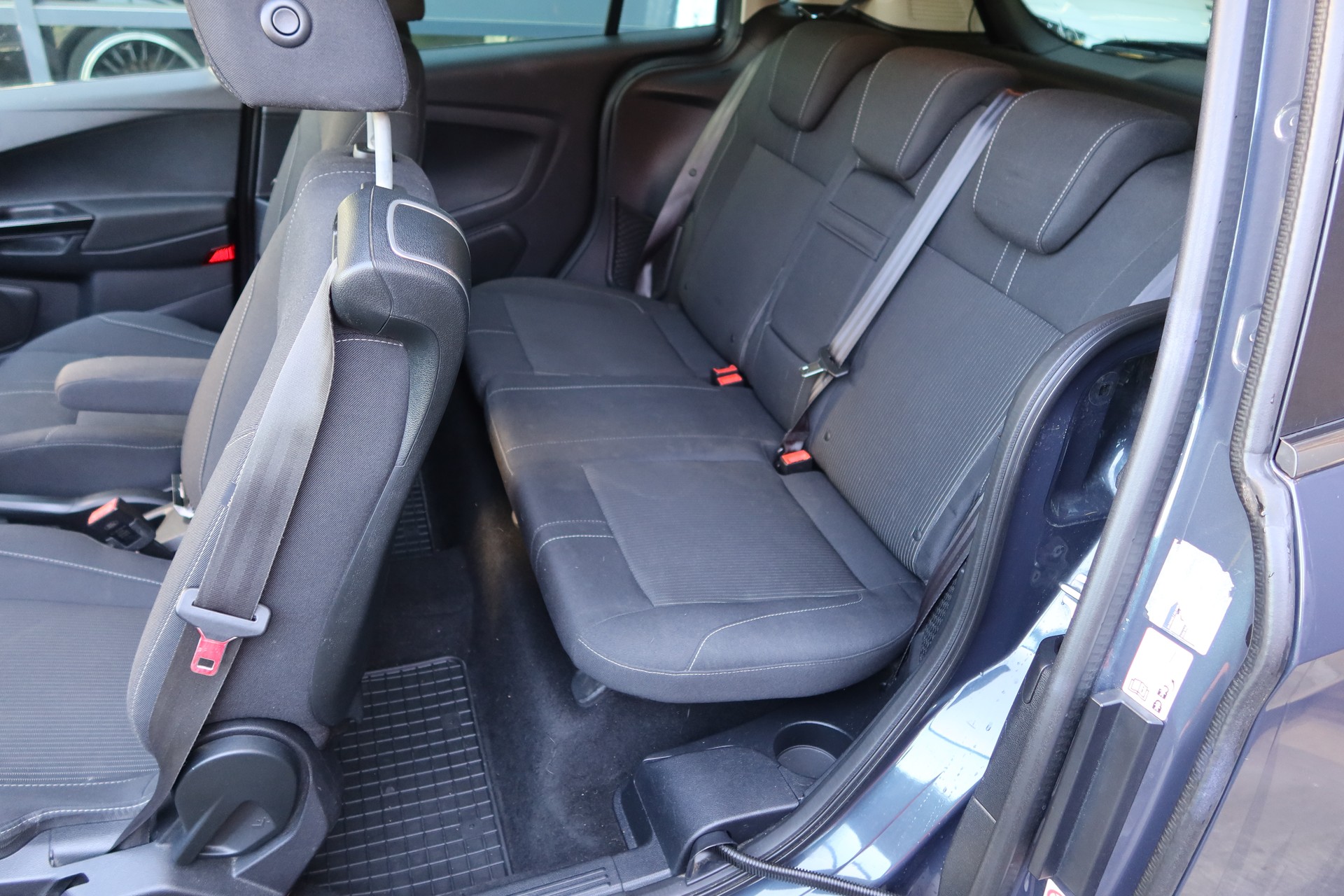 FORD B-Max 1.6 Ti-VCT Titanium-image-6