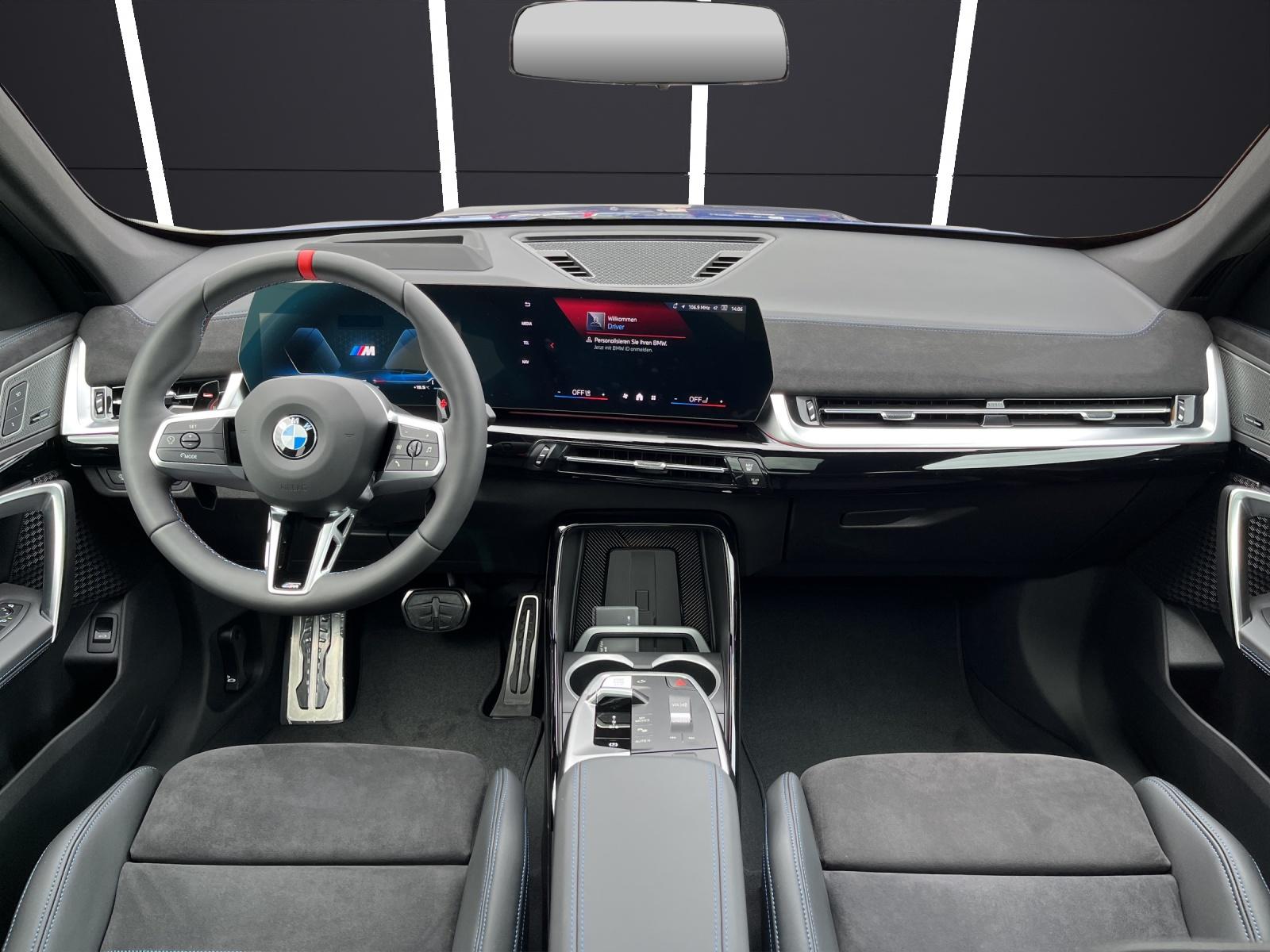 BMW X1 M35i-image-11