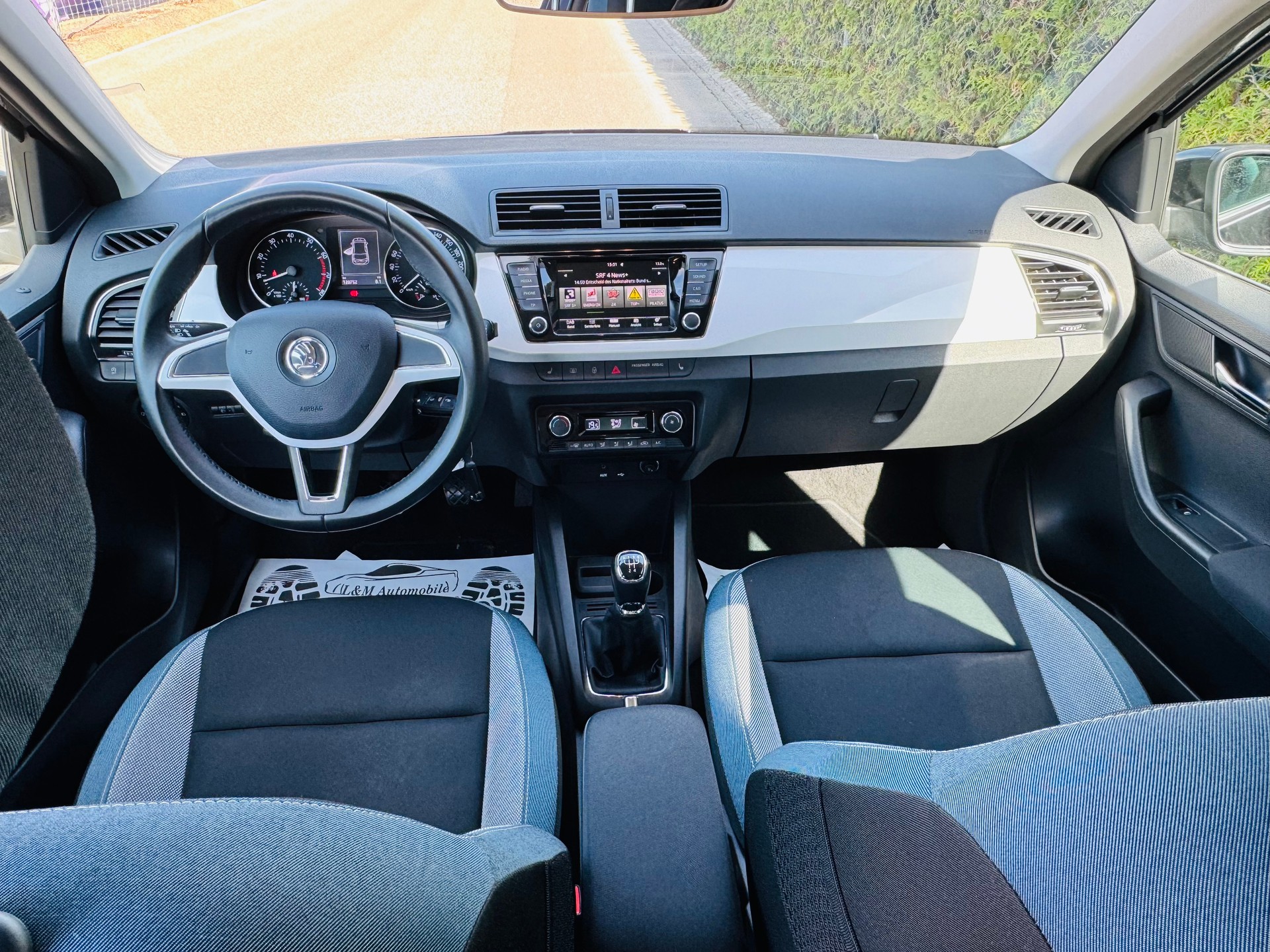 SKODA Fabia 1.2 TSI Swiss Edition-image-8