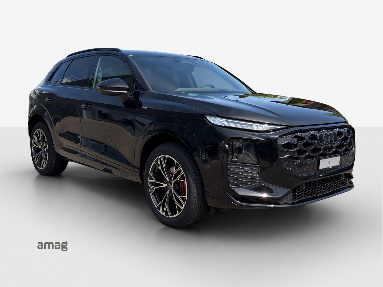 AUDI Q3 SUV 110 kW TFSI S tronic-image-5