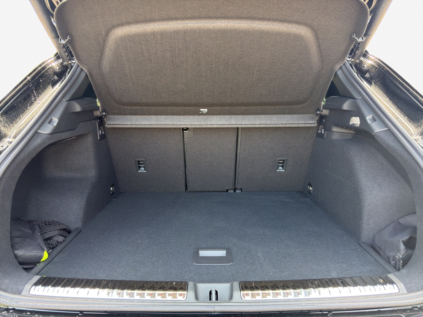 AUDI Q3 SUV 110 kW TFSI S tronic-image-12