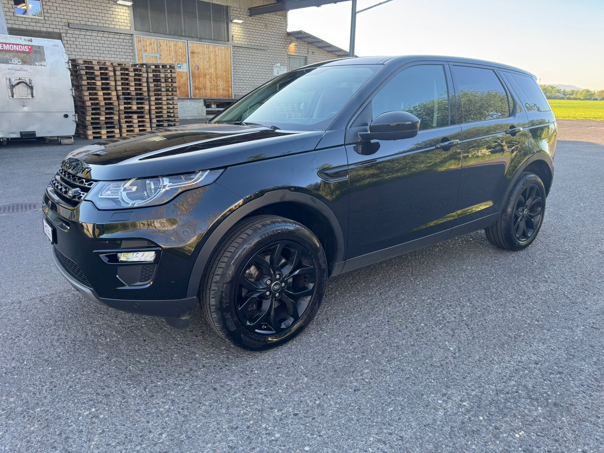 LAND ROVER Discovery Sport 2.0 Si4 Pure AT9-image-2