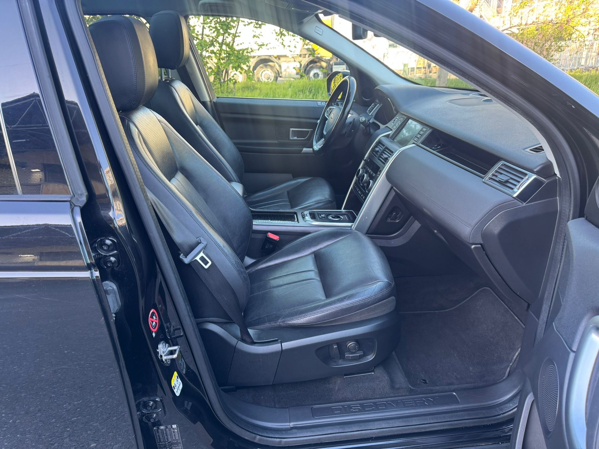 LAND ROVER Discovery Sport 2.0 Si4 Pure AT9-image-11