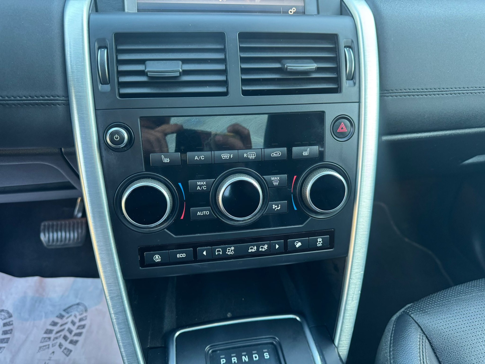 LAND ROVER Discovery Sport 2.0 Si4 Pure AT9-image-23