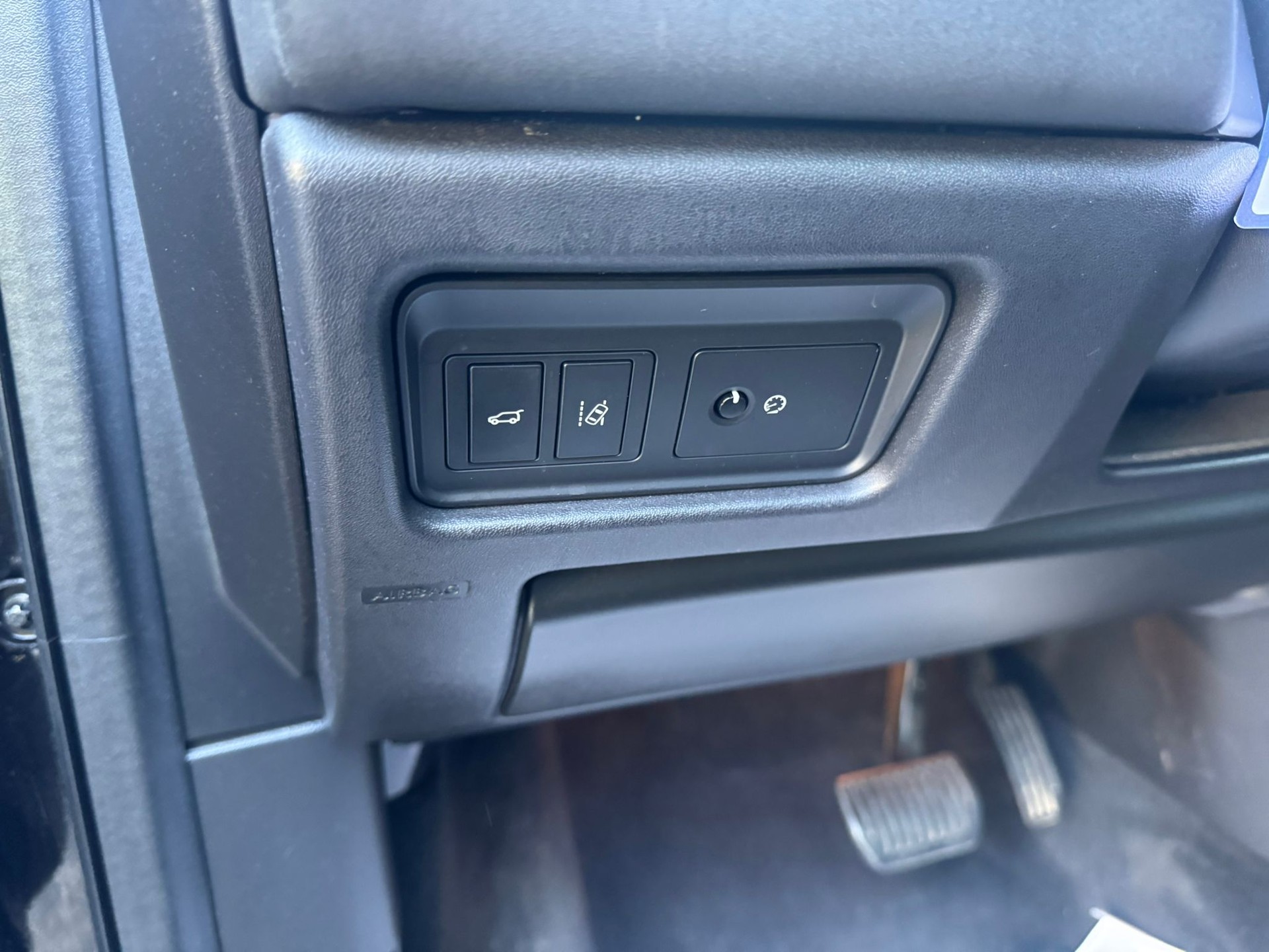 LAND ROVER Discovery Sport 2.0 Si4 Pure AT9-image-17