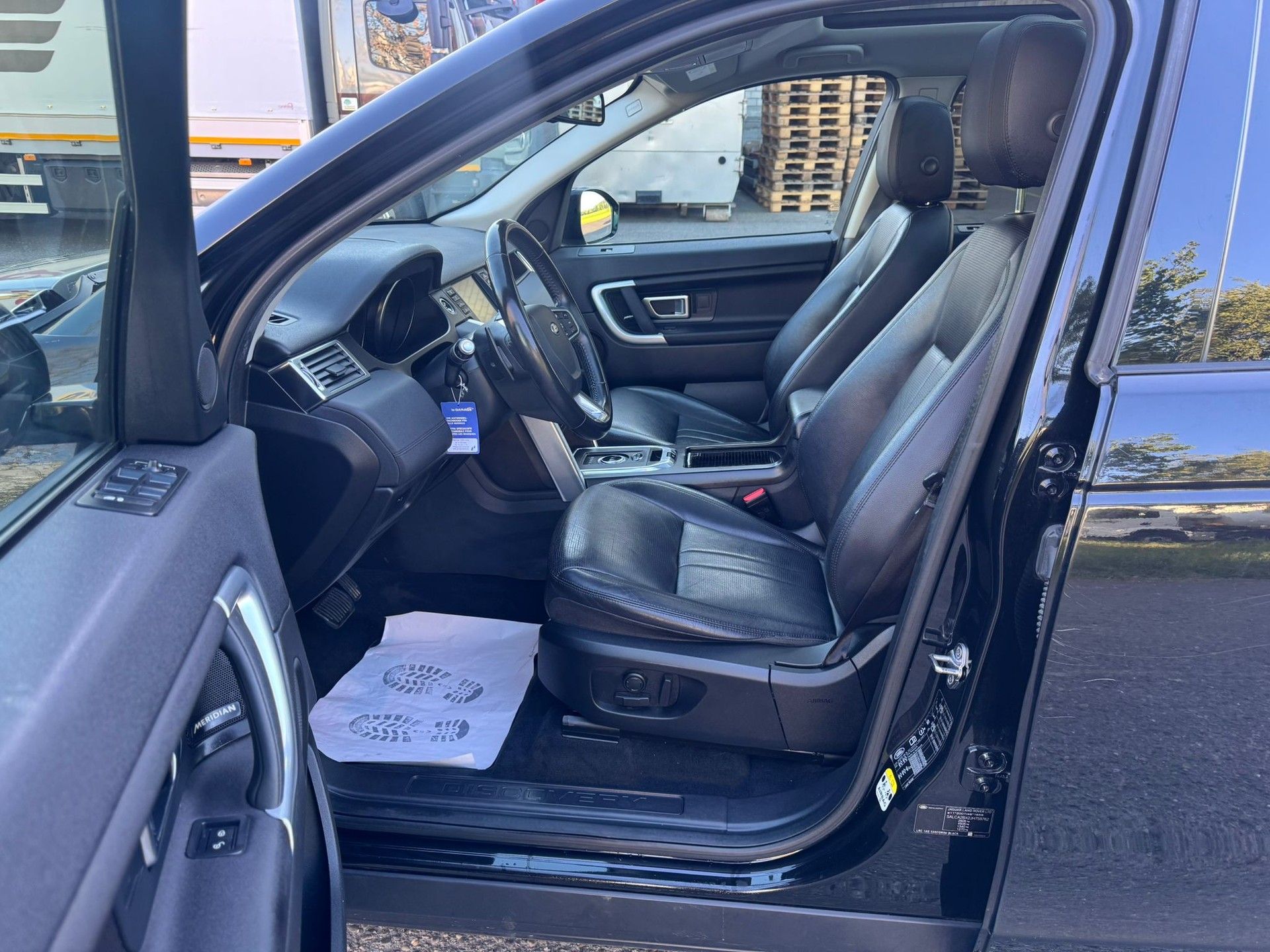 LAND ROVER Discovery Sport 2.0 Si4 Pure AT9-image-14