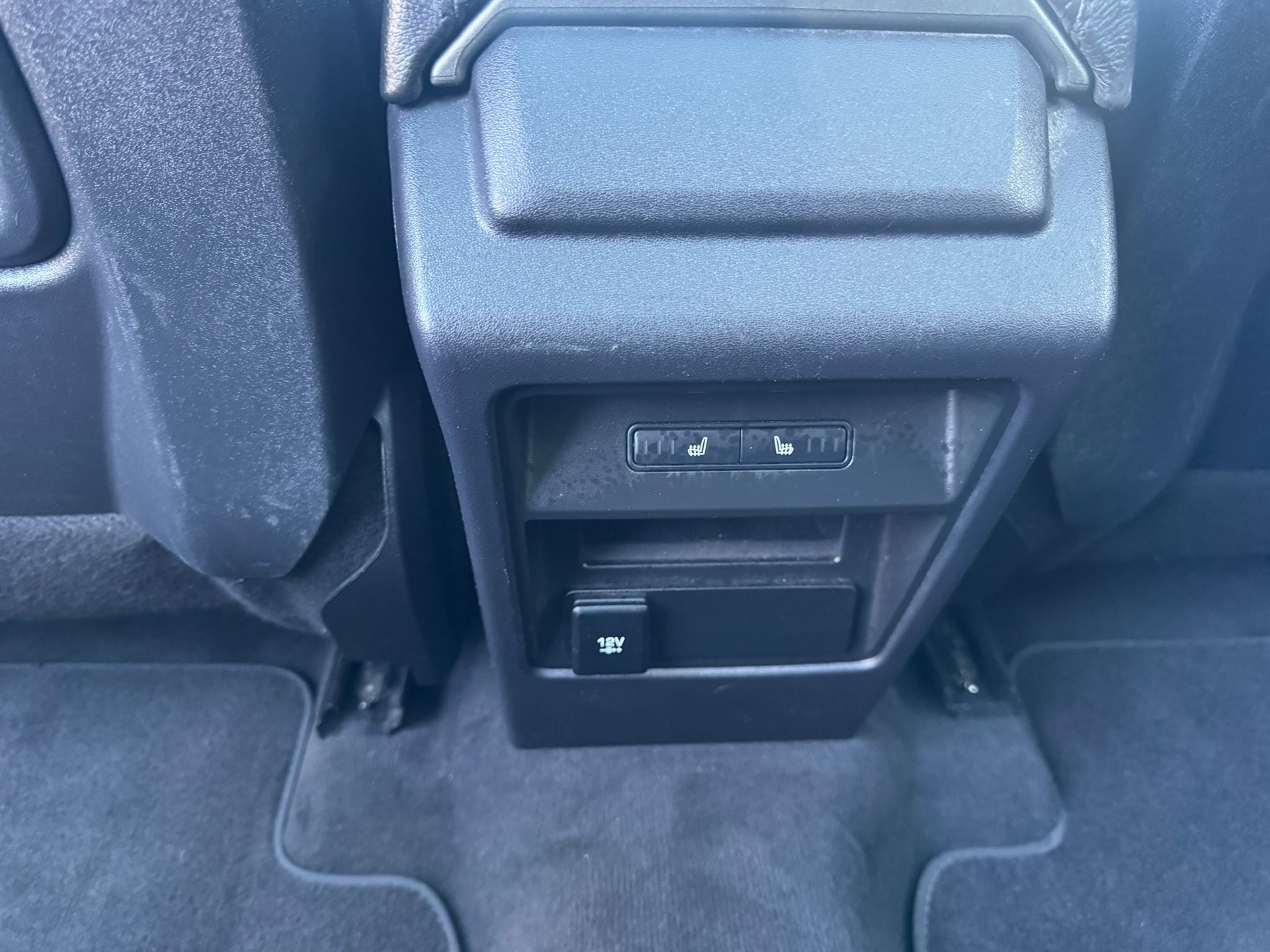 LAND ROVER Discovery Sport 2.0 Si4 Pure AT9-image-20